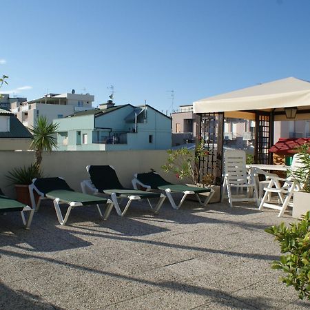 Residence Le Vele Cattolica Exterior foto