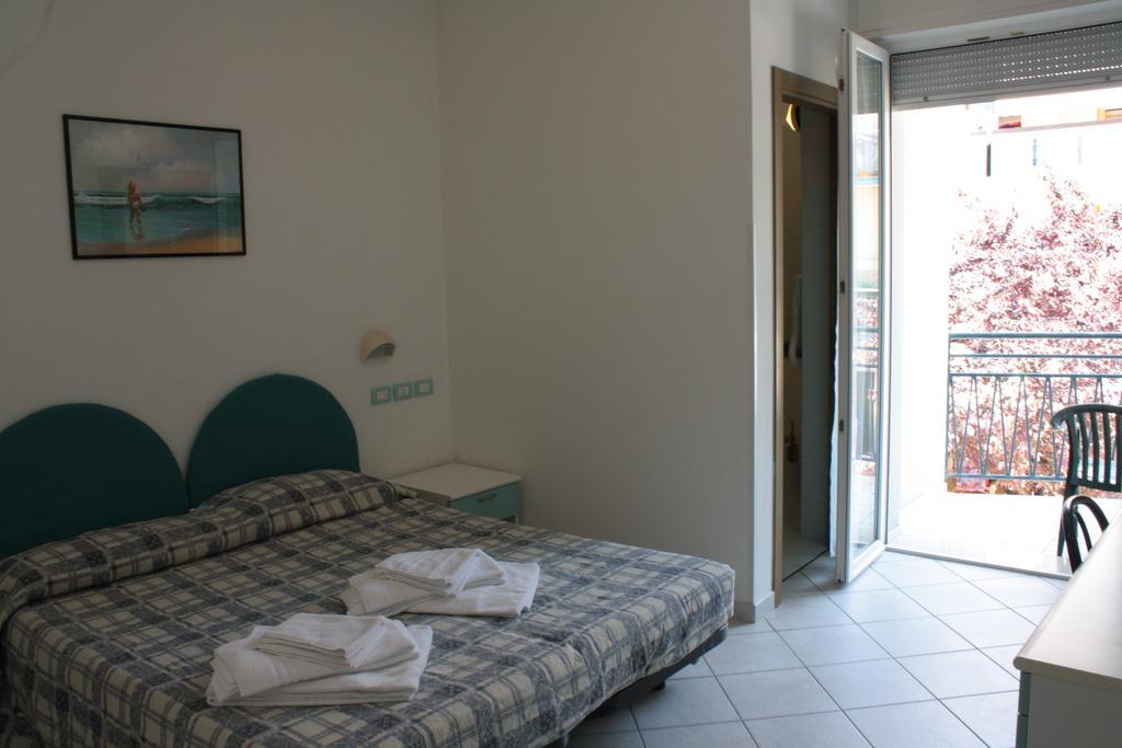 Residence Le Vele Cattolica Exterior foto